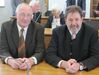 Peter Barteit und Bernd Zauner bei ihrer letzten Sitzung im Landshuter Kreistag